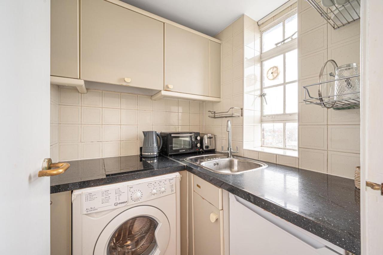South Kensington Excellent Location Studio At Chelsea Cloister Hotel Londra Dış mekan fotoğraf